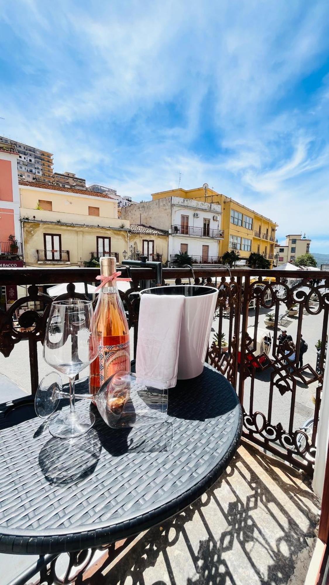La Meridiana - Centro Storico Di Pizzo Ngoại thất bức ảnh